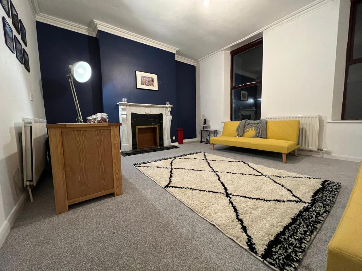 Portland View Apartment คาร์ลไอเอิล ภายนอก รูปภาพ