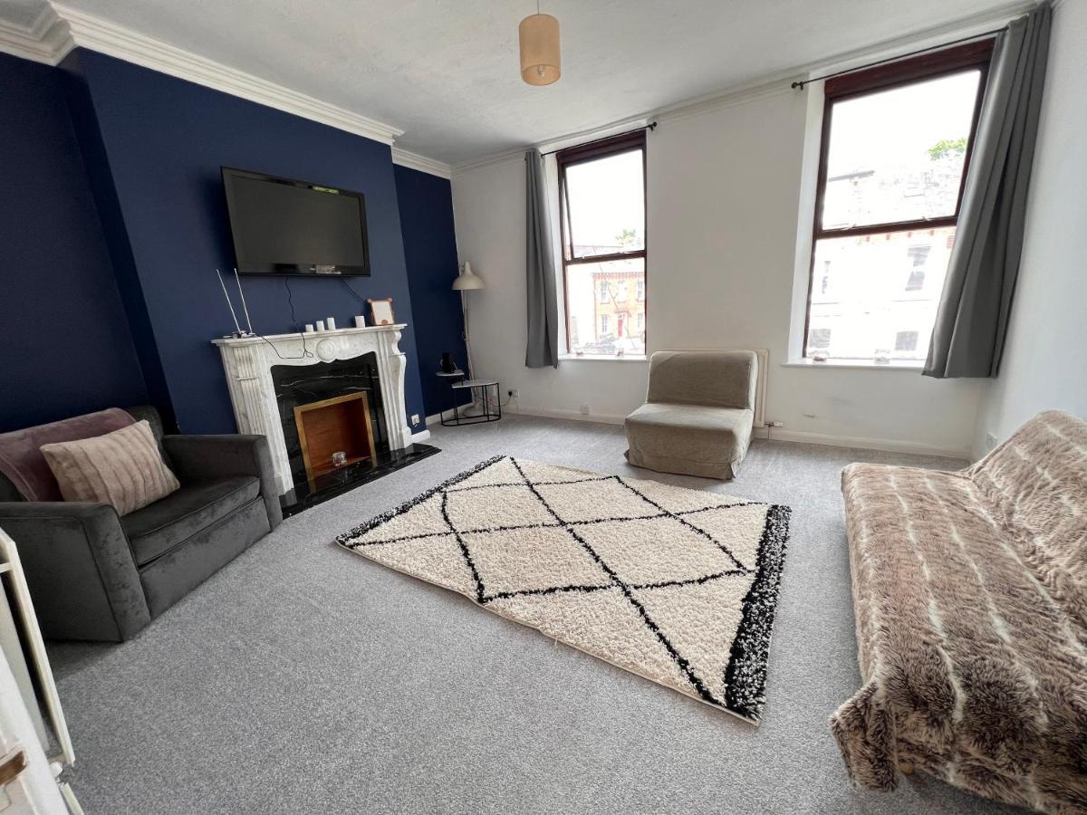 Portland View Apartment คาร์ลไอเอิล ห้อง รูปภาพ